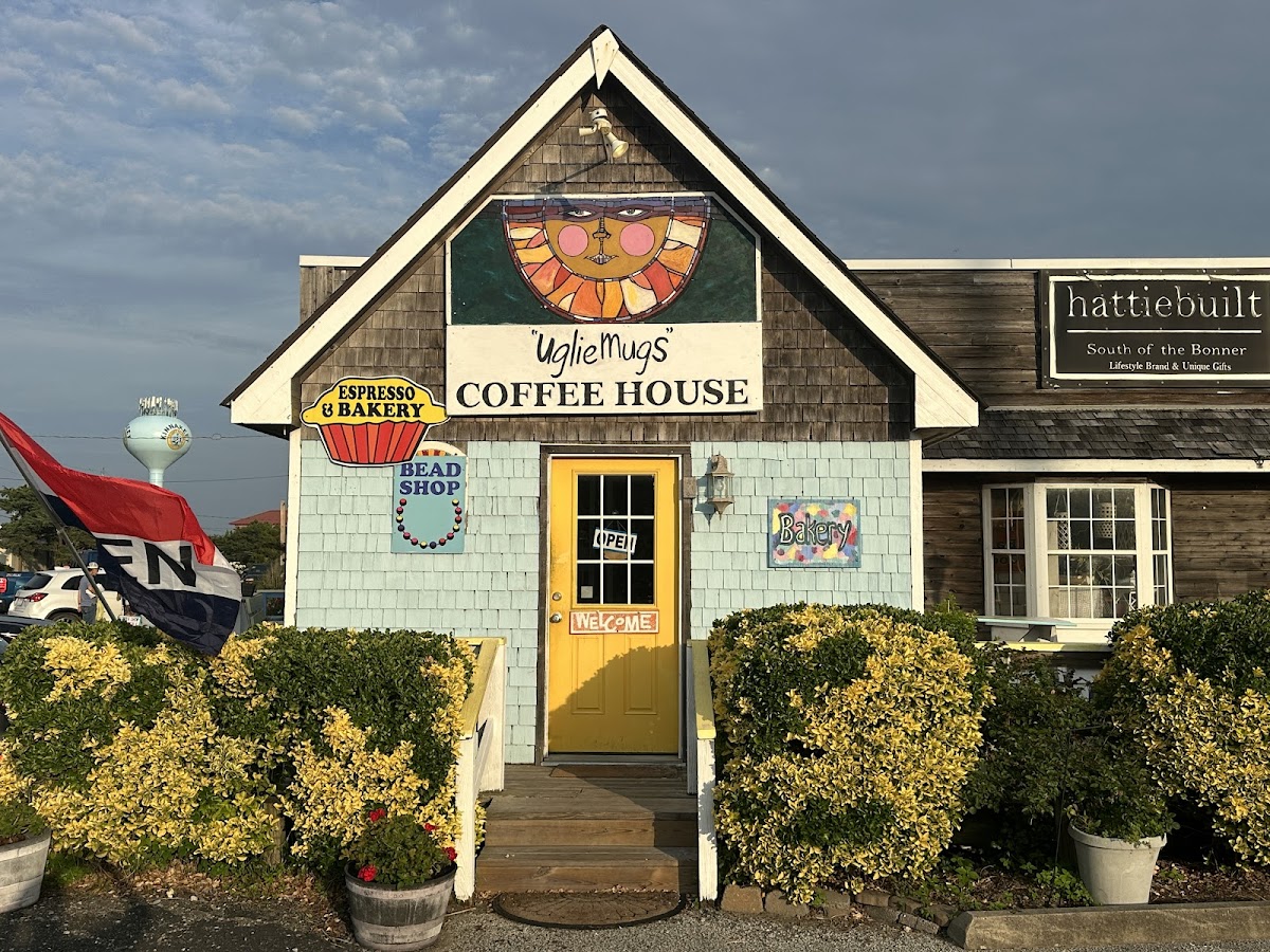 Uglie Mugs Coffee House